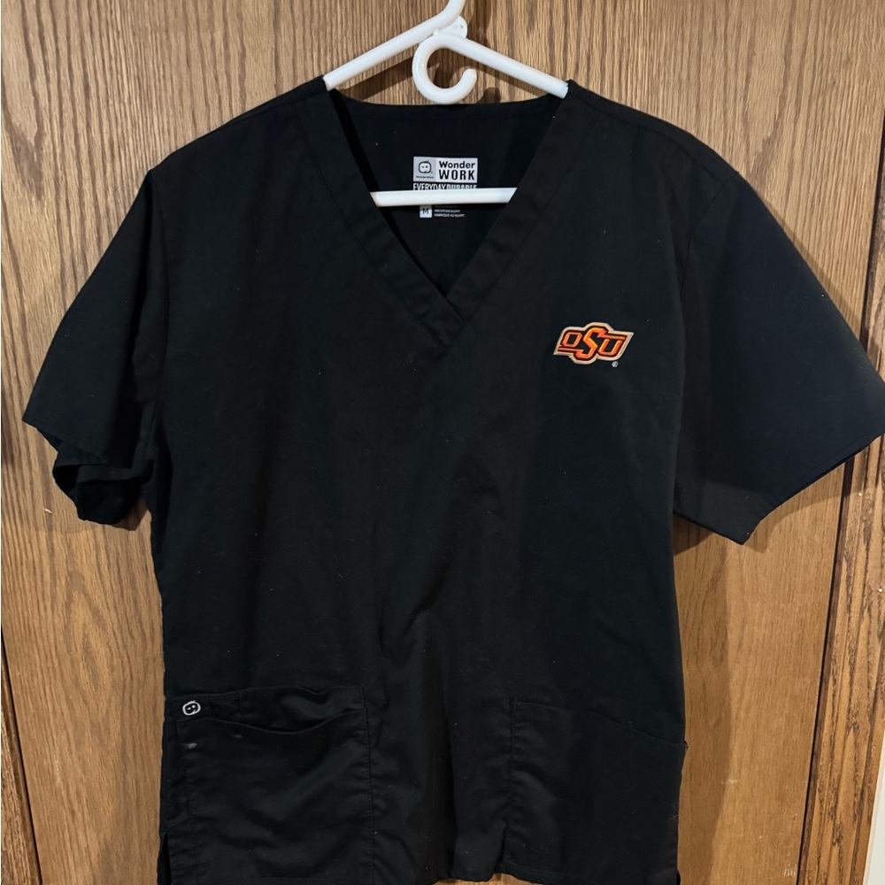 Wonder Wink black men’s scrubs shirt